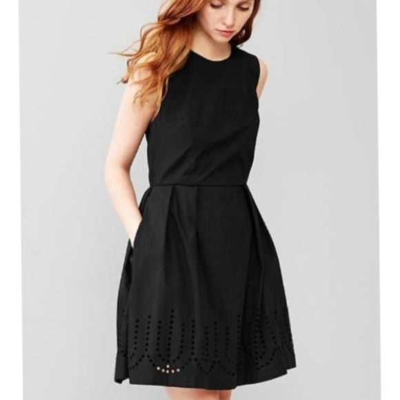 GAP Dresses & Skirts - Gap Eyelet Laser Cut Out Dress